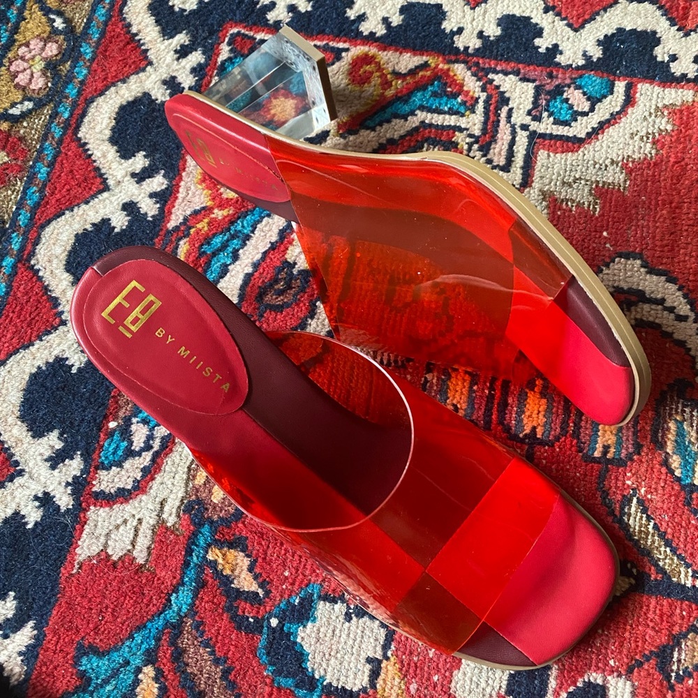 Miista E8 Rita red vinyl midi heels